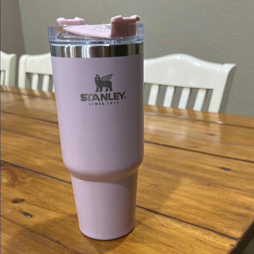 Stanley light purple Travel Tumbler 30oz